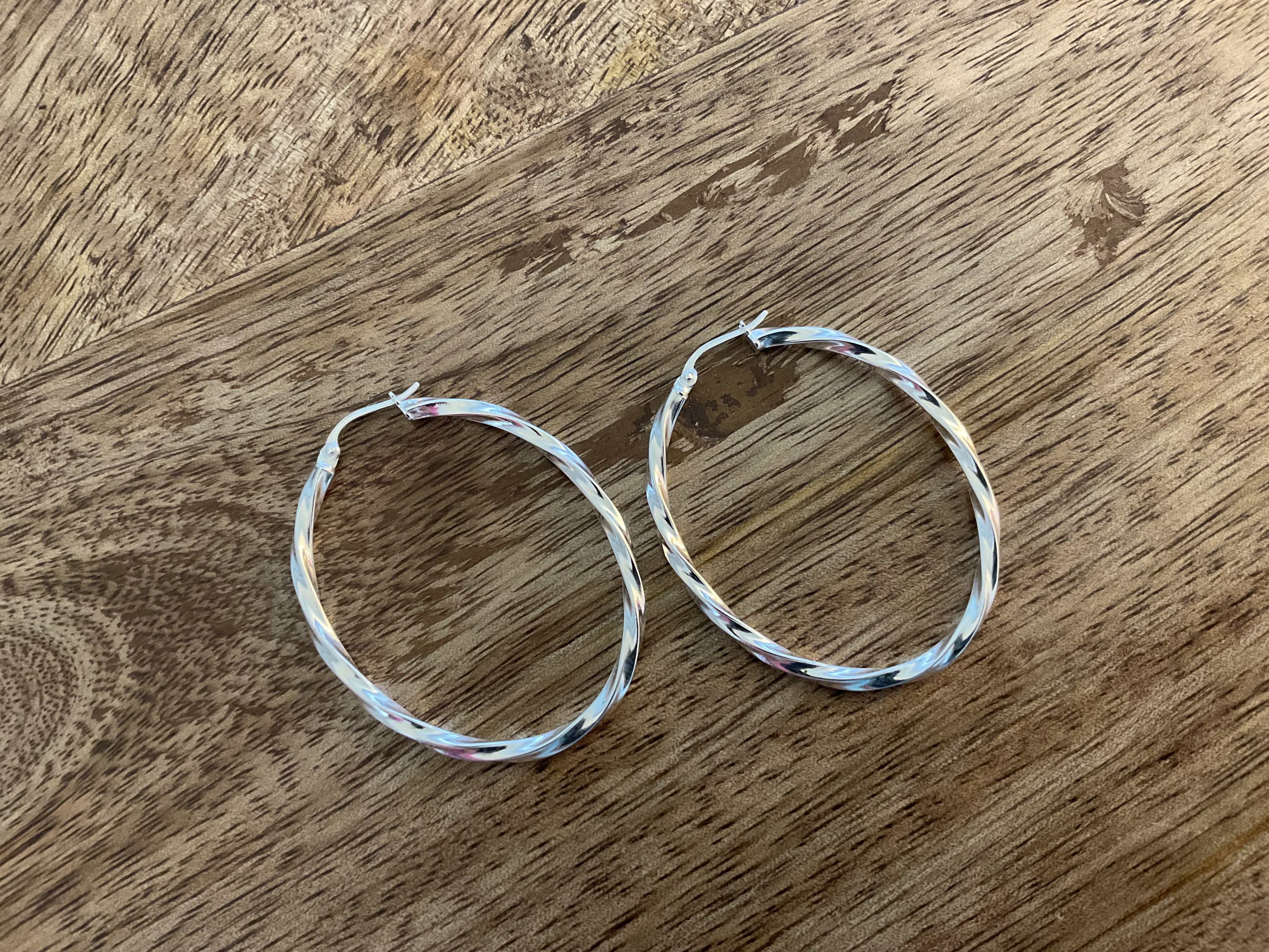 Twisted Hoop Earrings - Click Image to Close